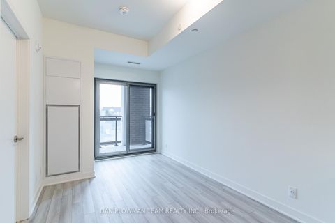 Photo 6 at 223 - 51 Clarington Boulevard, Bowmanville, Clarington