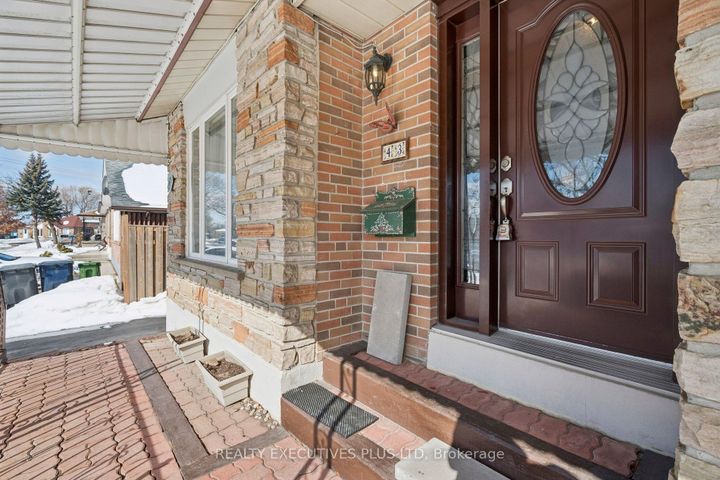 Photo 2 at 43 Marlebon Road, Clairville, Toronto