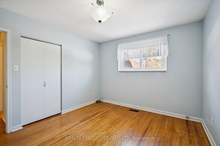 Photo 10 at 43 Marlebon Road, Clairville, Toronto