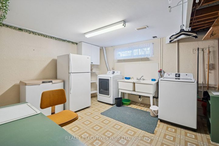 Photo 23 at 43 Marlebon Road, Clairville, Toronto