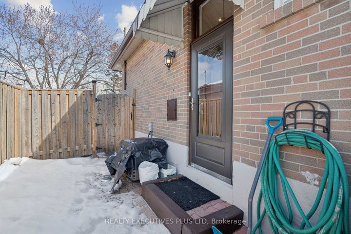 Photo 25 at 43 Marlebon Road, Clairville, Toronto