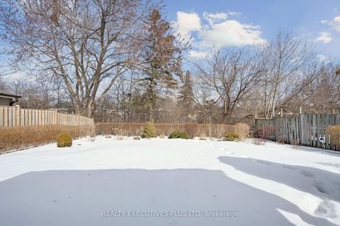 Photo 28 at 43 Marlebon Road, Clairville, Toronto