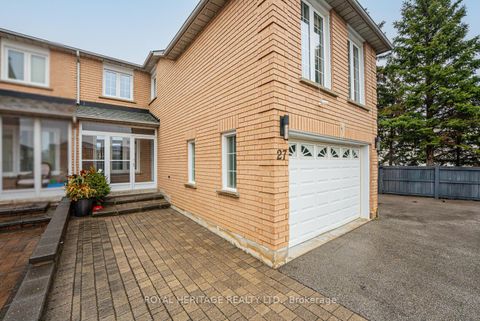Photo 2 at 27 Opera Place N, East Woodbridge, Vaughan