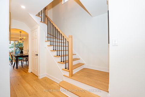 Photo 24 at 27 Opera Place N, East Woodbridge, Vaughan