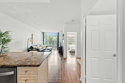Photo 4 at 210 - 51 Lower Simcoe Street, Waterfront Communities C1, Toronto