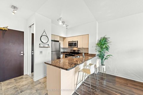 Photo 6 at 210 - 51 Lower Simcoe Street, Waterfront Communities C1, Toronto