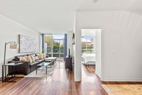 Photo 8 at 210 - 51 Lower Simcoe Street, Waterfront Communities C1, Toronto