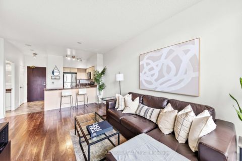 Photo 12 at 210 - 51 Lower Simcoe Street, Waterfront Communities C1, Toronto