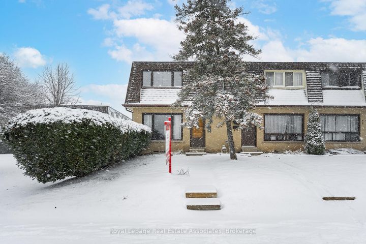 Photo 0 at 31 - 20 Mountainview Road S, Georgetown, Halton Hills