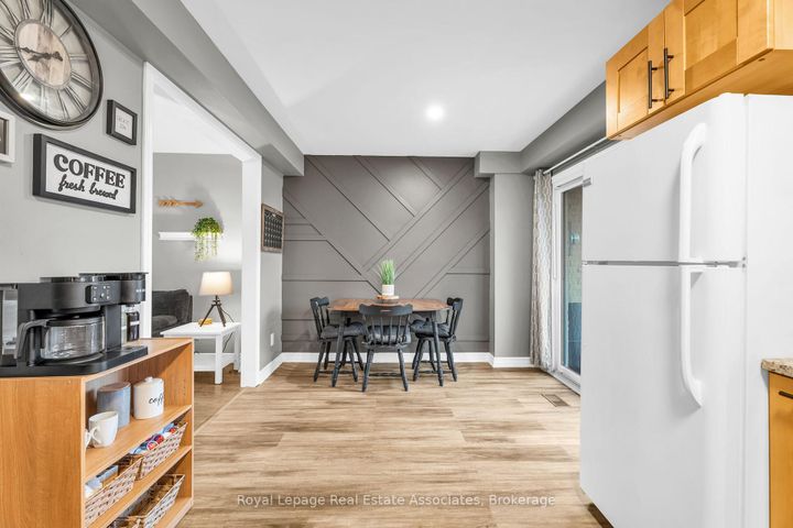 Photo 7 at 31 - 20 Mountainview Road S, Georgetown, Halton Hills