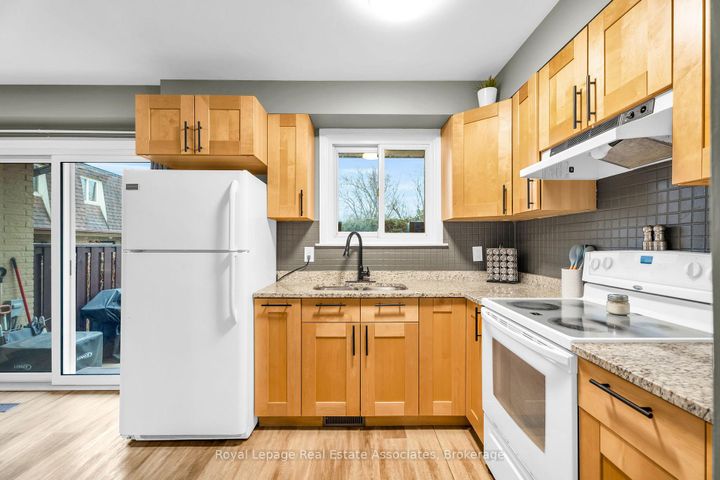 Photo 12 at 31 - 20 Mountainview Road S, Georgetown, Halton Hills