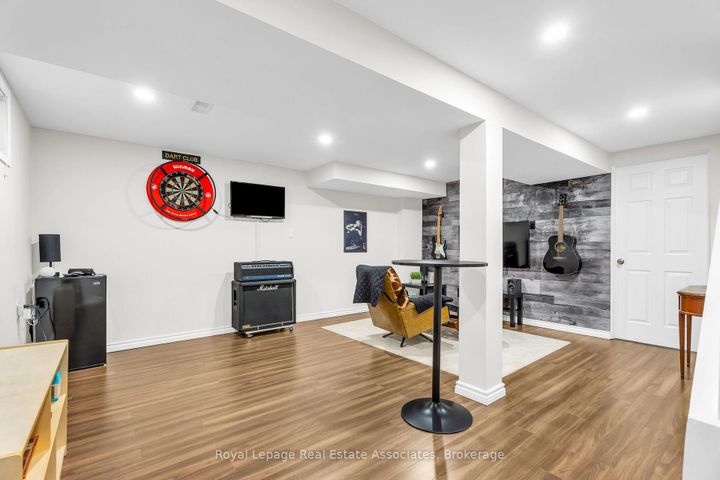 Photo 20 at 31 - 20 Mountainview Road S, Georgetown, Halton Hills