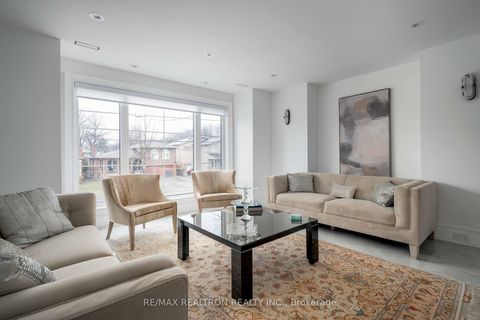 Photo 6 at 245 Patricia Avenue, Newtonbrook West, Toronto