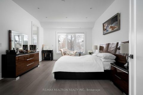Photo 21 at 245 Patricia Avenue, Newtonbrook West, Toronto