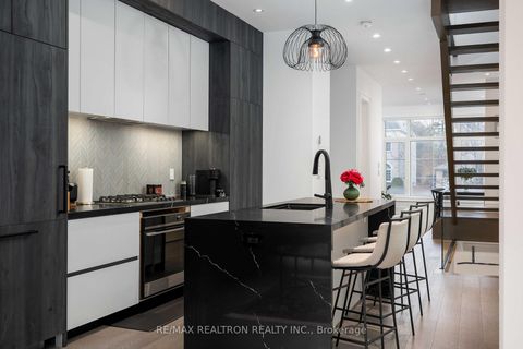 Photo 39 at 245 Patricia Avenue, Newtonbrook West, Toronto