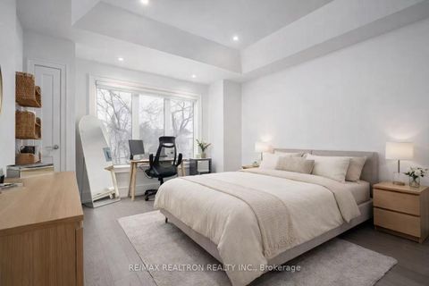 Photo 43 at 245 Patricia Avenue, Newtonbrook West, Toronto