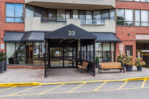 Photo 1 at PH05 - 33 Weldrick Road E, Observatory, Richmond Hill