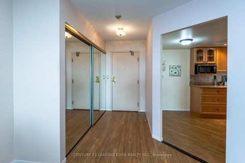 Photo 3 at PH05 - 33 Weldrick Road E, Observatory, Richmond Hill