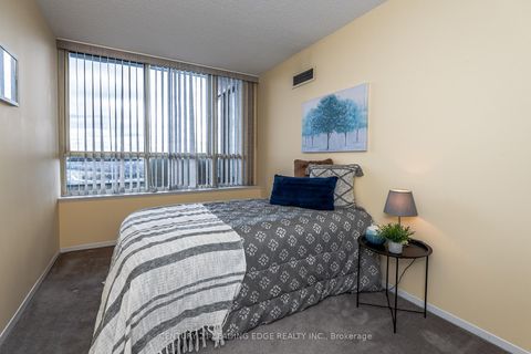 Photo 20 at PH05 - 33 Weldrick Road E, Observatory, Richmond Hill