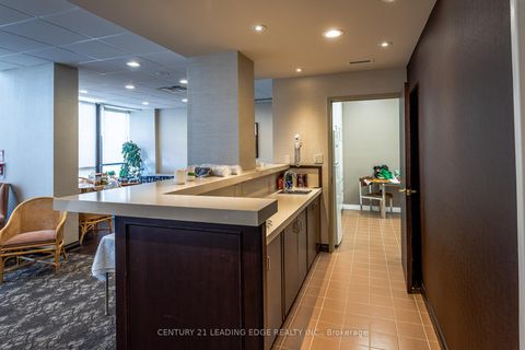 Photo 29 at PH05 - 33 Weldrick Road E, Observatory, Richmond Hill