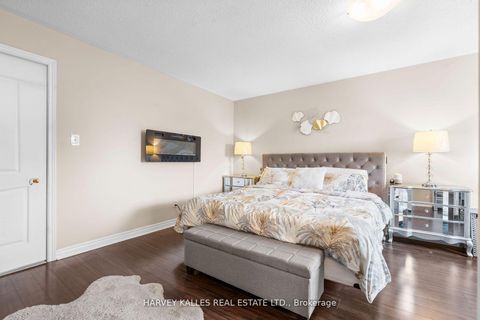 Photo 24 at 62 Kalmar Crescent, Oak Ridges, Richmond Hill
