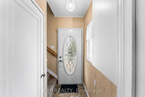 Photo 5 at 46 Isle Vista Drive, Virginia, Georgina