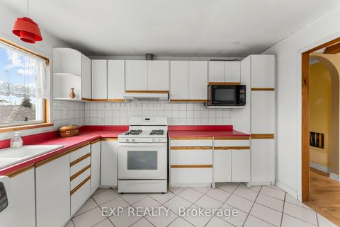 Photo 27 at 46 Isle Vista Drive, Virginia, Georgina