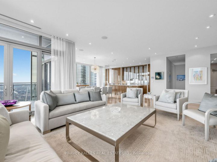 Photo 4 at 4702 - 50 Yorkville Avenue, Annex, Toronto