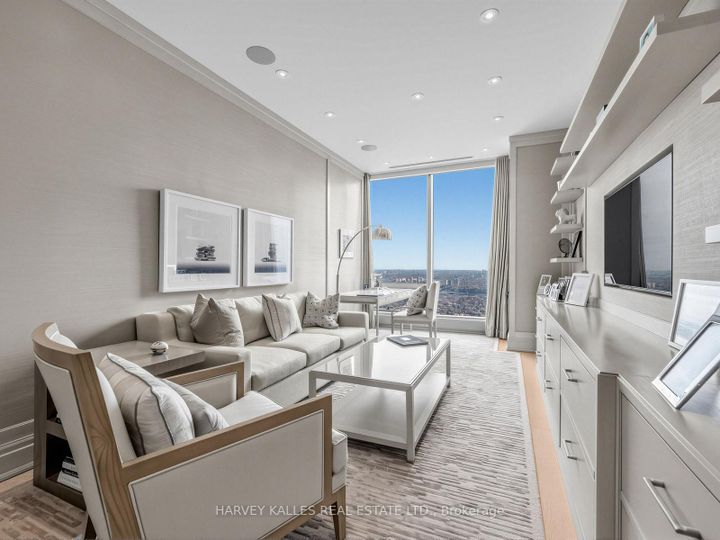 Photo 16 at 4702 - 50 Yorkville Avenue, Annex, Toronto