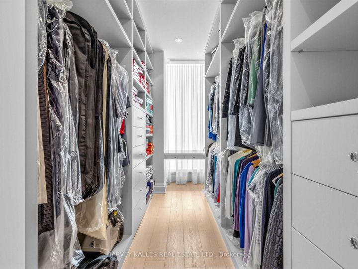 Photo 20 at 4702 - 50 Yorkville Avenue, Annex, Toronto