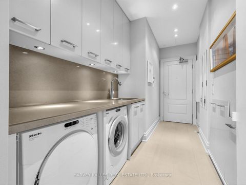 Photo 23 at 4702 - 50 Yorkville Avenue, Annex, Toronto