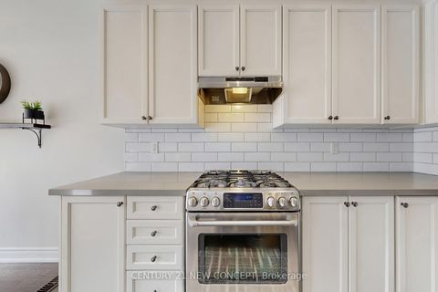 Photo 11 at 622 Sweetwater Crescent, Glenway Estates, Newmarket