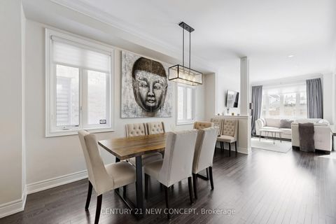 Photo 15 at 622 Sweetwater Crescent, Glenway Estates, Newmarket