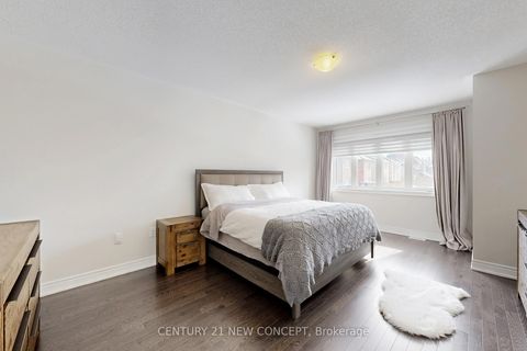 Photo 20 at 622 Sweetwater Crescent, Glenway Estates, Newmarket