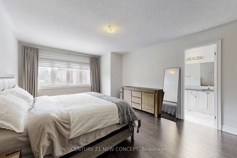 Photo 21 at 622 Sweetwater Crescent, Glenway Estates, Newmarket