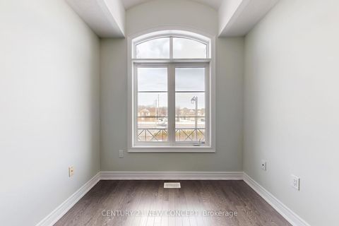 Photo 30 at 622 Sweetwater Crescent, Glenway Estates, Newmarket