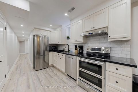 Photo 38 at 622 Sweetwater Crescent, Glenway Estates, Newmarket