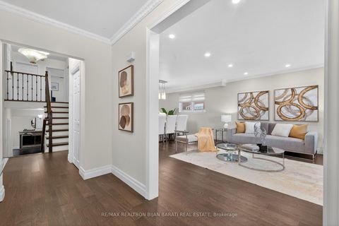 Photo 7 at 603 Cummer Avenue, Steeles, Toronto