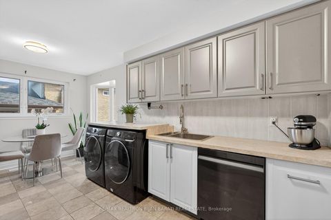 Photo 16 at 603 Cummer Avenue, Steeles, Toronto