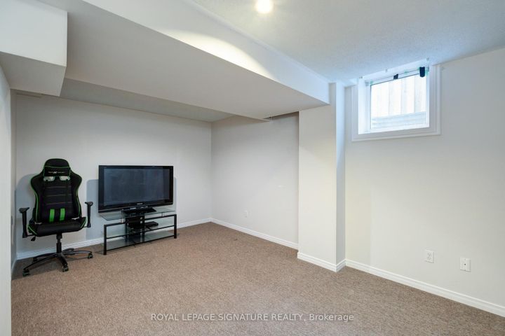 Photo 16 at 1683 Canadore Crescent, Samac, Oshawa