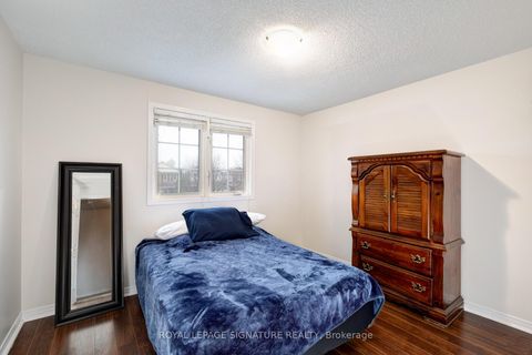 Photo 13 at 1683 Canadore Crescent, Samac, Oshawa