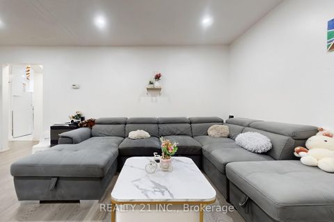 Photo 10 at 101 Natal Avenue, Cliffside, Toronto