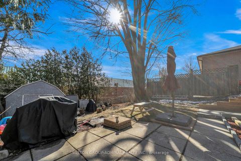 Photo 47 at 17 Jasper Drive, Aurora Heights, Aurora