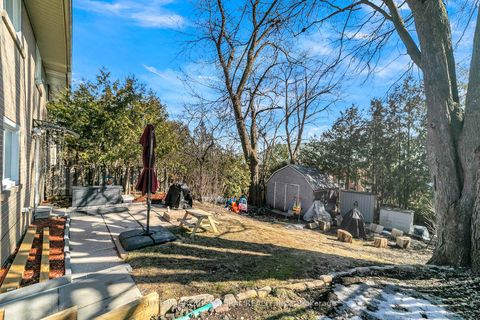 Photo 48 at 17 Jasper Drive, Aurora Heights, Aurora