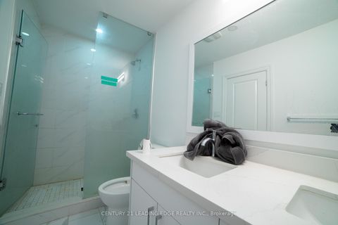 Photo 10 at 34 Petiole Road, Jane Heights, Toronto