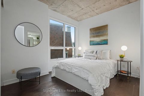 Photo 3 at 342 - 1030 King Street W, Niagara, Toronto