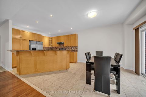 Photo 4 at 66 Woodbury Crescent, Summerhill Estates, Newmarket