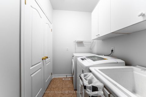 Photo 10 at 66 Woodbury Crescent, Summerhill Estates, Newmarket