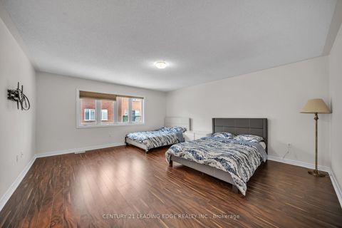 Photo 23 at 66 Woodbury Crescent, Summerhill Estates, Newmarket