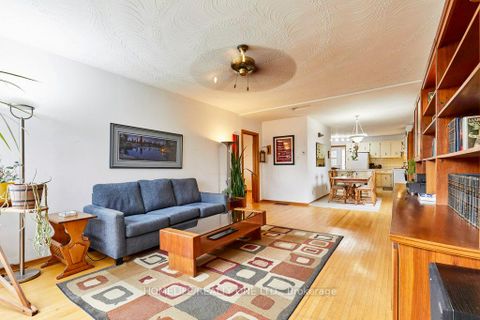 Photo 6 at 262 Glebemount Avenue, East York, Toronto